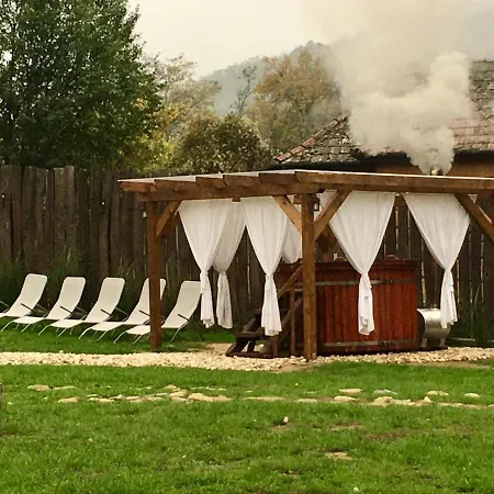 Matrai Pinces Udvar Case de vacanță Matramindszent