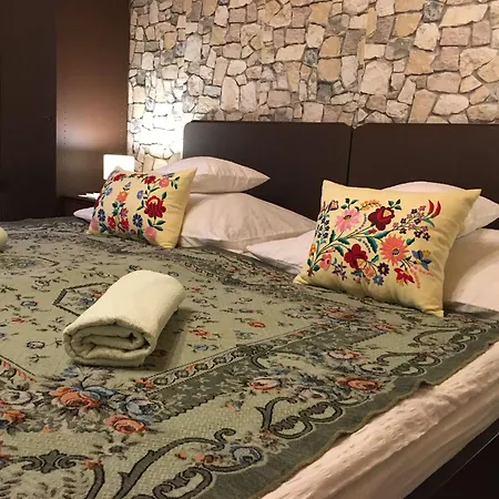 Matrai Pinces Udvar Case de vacanță
