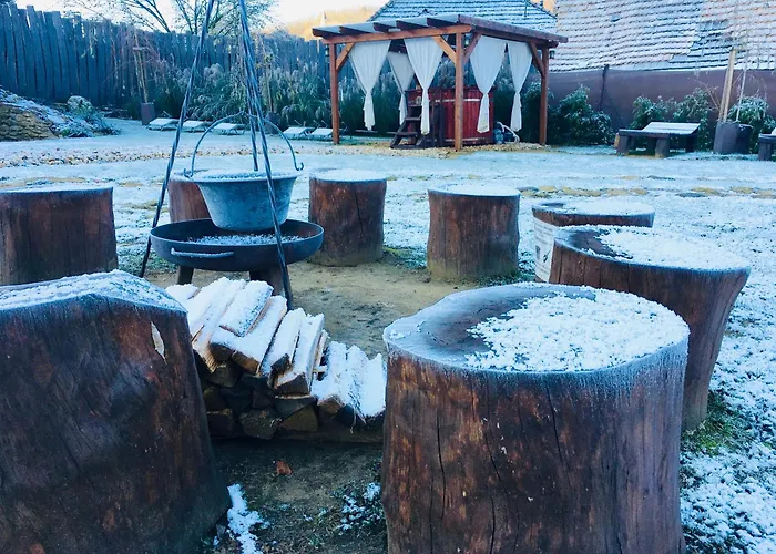 Ferienhaus Matrai Pinces Udvar