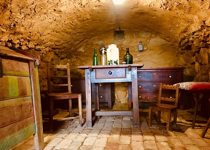 Ferienhaus Matrai Pinces Udvar *
