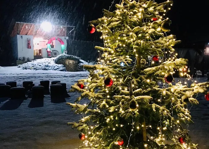 Ferienhaus Matrai Pinces Udvar *